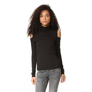 Pam & Gela / Cold-Shoulder Turtleneck / Black / M